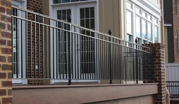 Uzun Ferforje Balkon Korkuluk Modeli